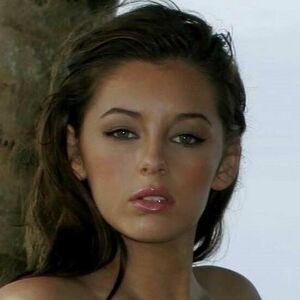 Keeley Hazell (@Keeley) profile picture