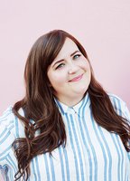 Aidy Bryant (@aidy-bryant) profile picture