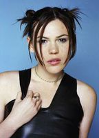 Clea Duvall (@clea-duvall) profile picture