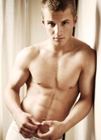 Freddie Stroma (@freddie-stroma) profile picture