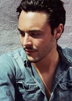 Jack Huston (@jack-huston) profile picture