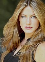 Jes Macallan (@jes-macallan) profile picture