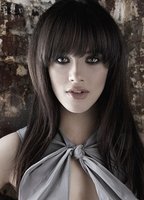 Jessica Brown Findlay (@jessica-brown-findlay) profile picture