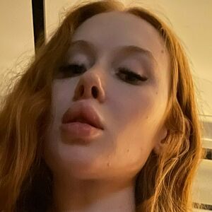 Leninacrowne (@leninacrowne) profile picture