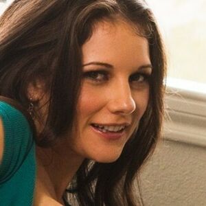 Mandy Flores (@mandy-flores) profile picture