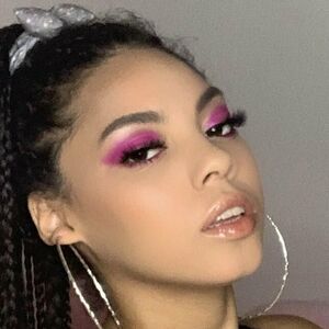 Mariaa Skyy (@mariaaskyy) profile picture