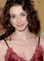 Marin Hinkle (@marin-hinkle) profile picture