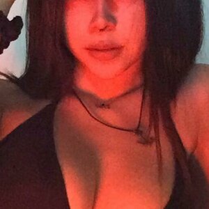 Merop.e (@karol.v) profile picture