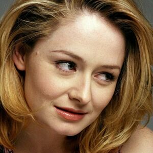 Miranda Otto (@miranda-otto) profile picture