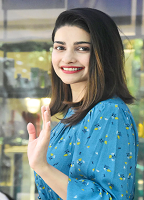 Prachi Desai (@prachi-desai) profile picture