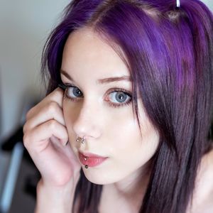 Request Adalyn Hatake (@request) profile picture