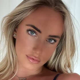 Mia conolly (@rosie.knight.x) profile picture