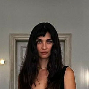 Tuba Buyukustun (@tuba-buyukustun) profile picture